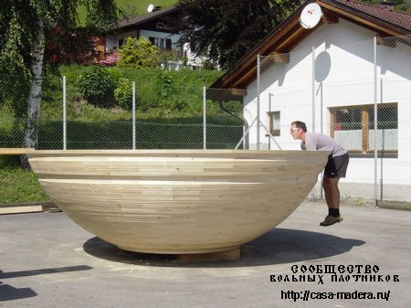 Самая большая деревянная чаша